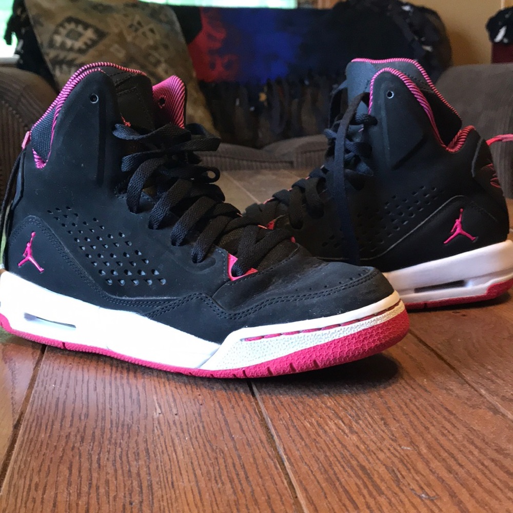 Jordan girls youth shoes